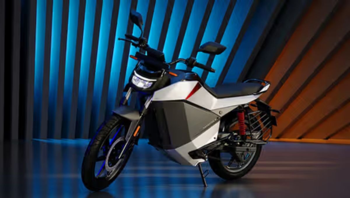 OLA Roadster X Plus
