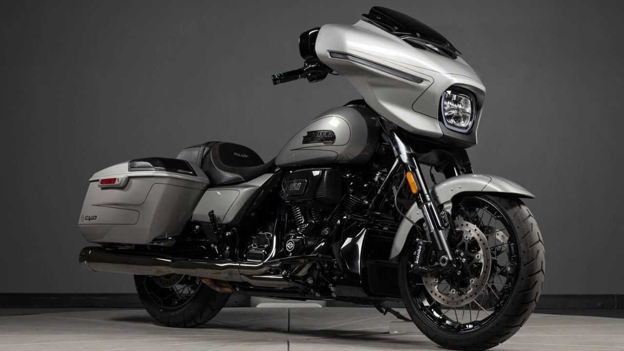 Harley-Davidson CVO Street
